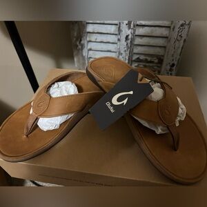 OluKai  Tuahine Tan / Toffee Leather Flip-Flops 11 nwt